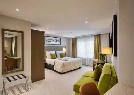 Aragon Hotel
