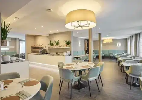 Aragon Hotel