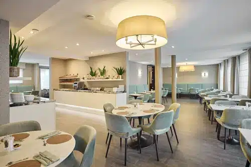 Aragon Hotel