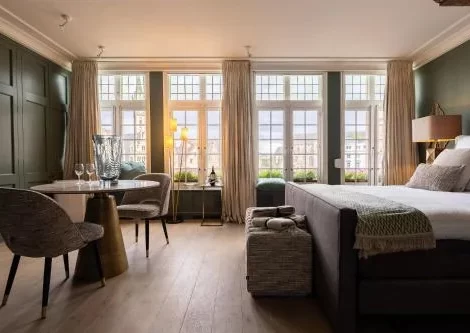 B&B Burgstraat 8