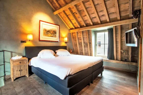 B&B Canal Deluxe