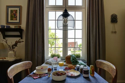 B&B Eikenlaan 12