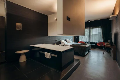 Carbon Hotel - Genk