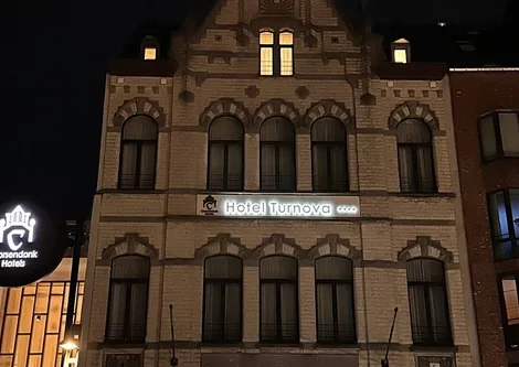 Corsendonk Turnova