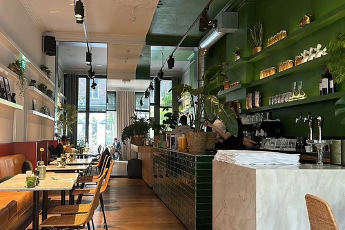 Fitz Roy Urban Hotel, Bar and Garden