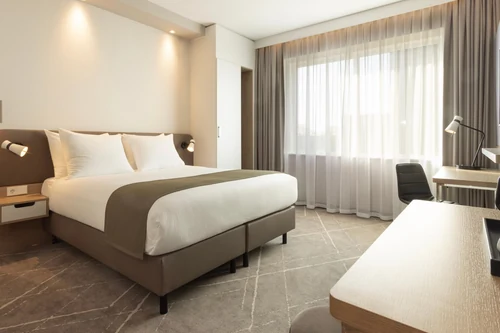 Holiday Inn Eindhoven Airport (IHG)