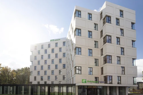 Holiday Inn Express Brussels - Airport by IHG