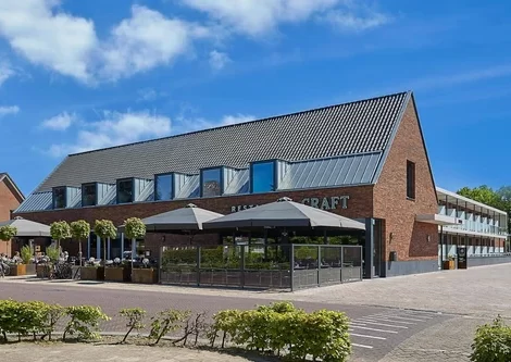 Hotel 46