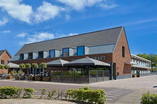 Hotel 46