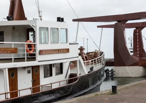 Hotelboot Koningin Emma
