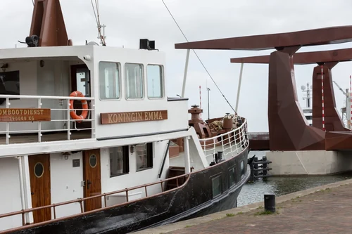 Hotelboot Koningin Emma