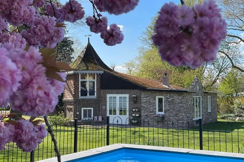 Le Petit Chateau - Heythuysen