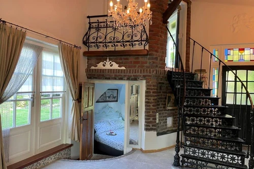 Le Petit Chateau - Heythuysen
