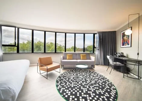 Maek Hotel Antwerpen Centraal – Handwritten Collection