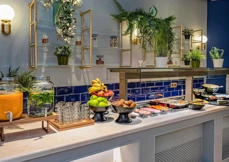 Maek Hotel Antwerpen Centraal – Handwritten Collection