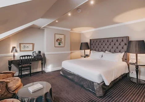 Manos Premier Hotel