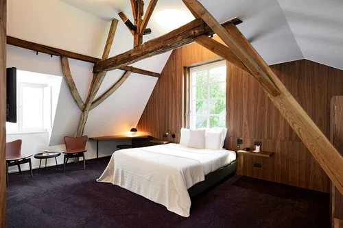 Messeyne Hotel