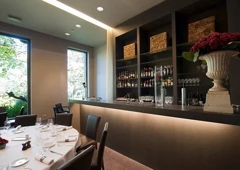 Messeyne Hotel