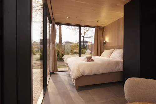 Mirror Tiny House