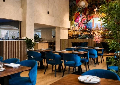 Rotterdam Teleport Hotel