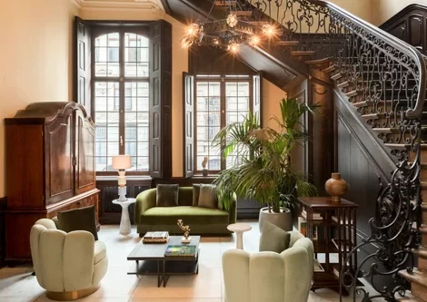 Sapphire House Antwerp, Autograph Collection