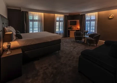 Square Boutique Hotel & Brasserie