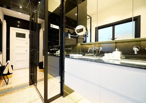 Suites 124