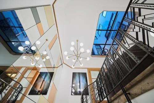 Suites 124