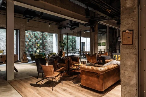 Upstairs Hotel