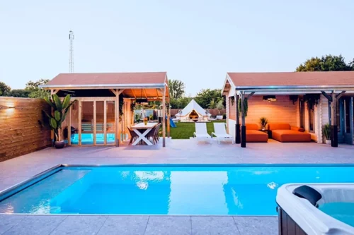 Wellness Glamping